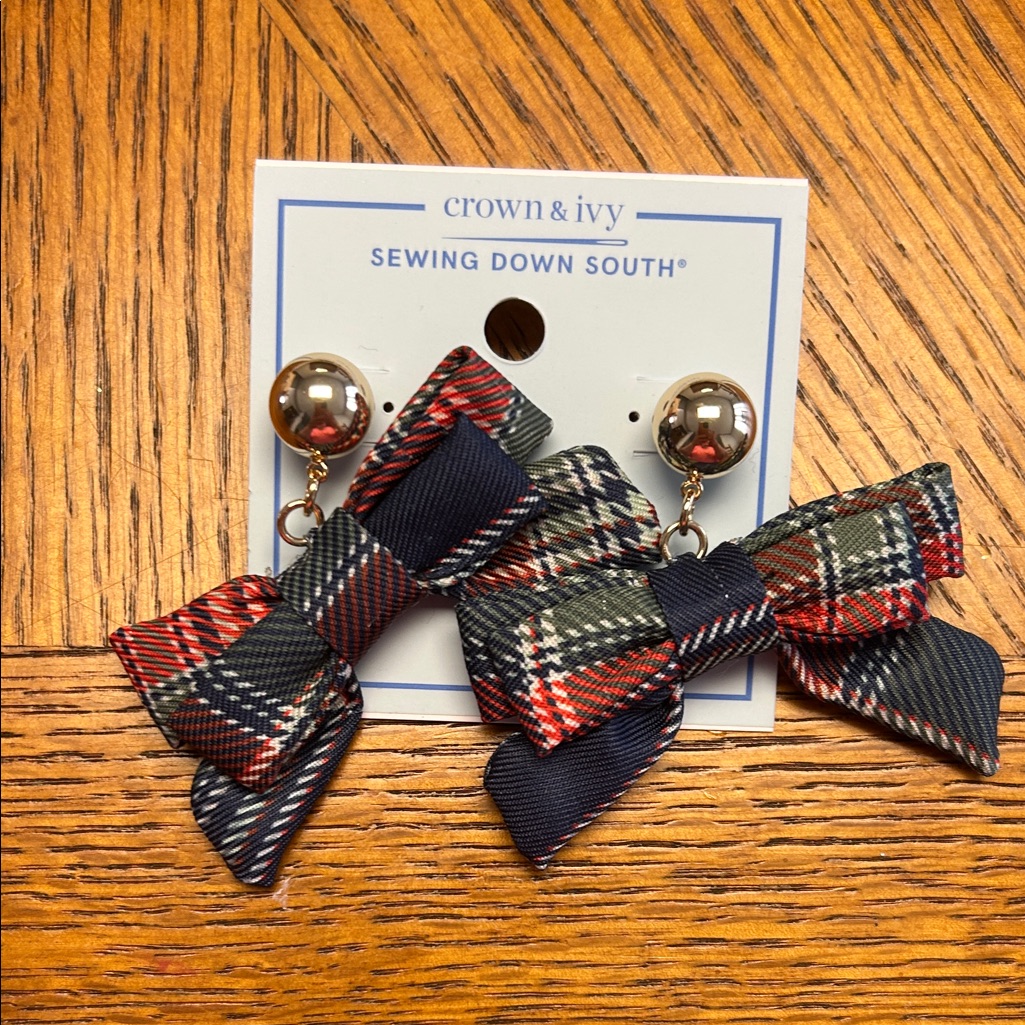 Crown Ivy Red And Navy Plaid Bow Drop Earrings For Kids 15$